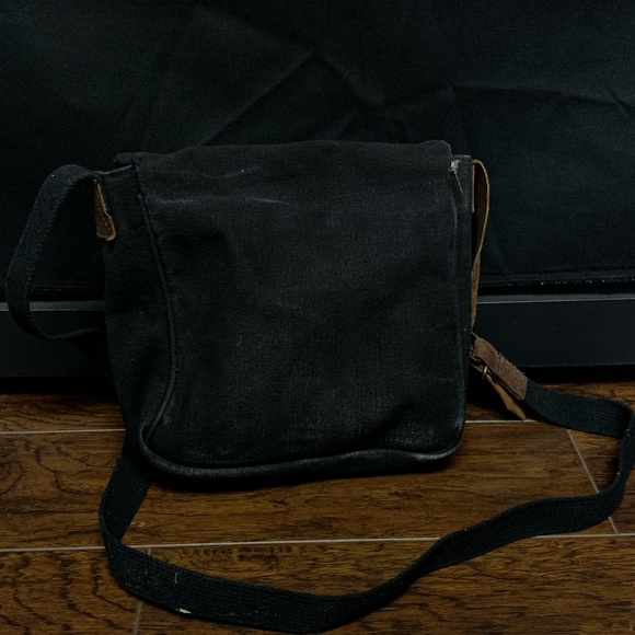 Famous Black and Brown Crossbody Bag - Picture 2 of 2